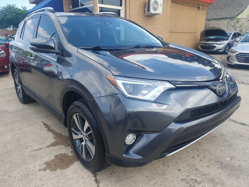 Toyota RAV4 2018 price $14,999