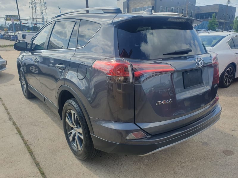 Toyota RAV4 2018 price $14,999