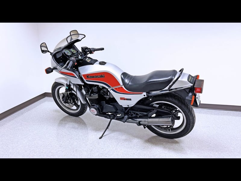 Kawasaki GPz 750 1984 price $5,750