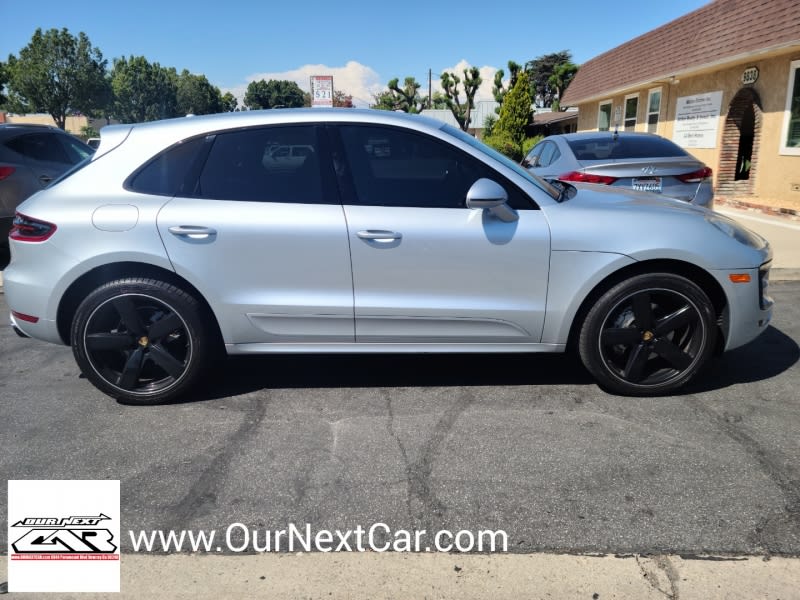 Porsche Macan 2016 price $34,999