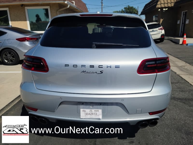 Porsche Macan 2016 price $34,999