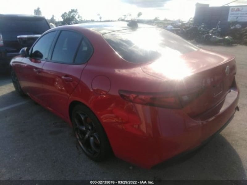 Alfa Romeo Giulia 2019 price $19,999