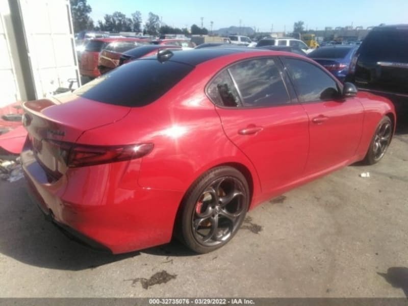 Alfa Romeo Giulia 2019 price $19,999