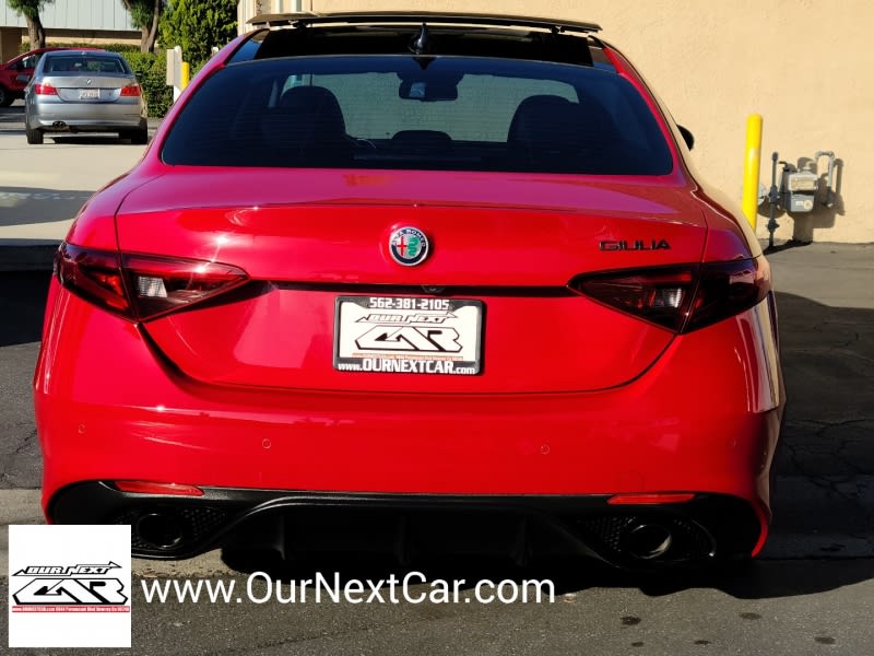 Alfa Romeo Giulia 2019 price $19,999