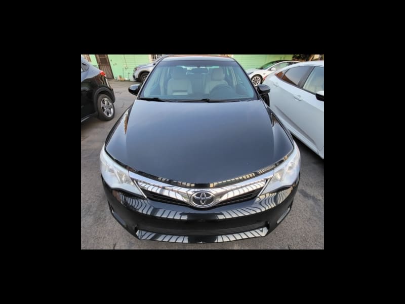 Toyota Camry 2014 price $12,990
