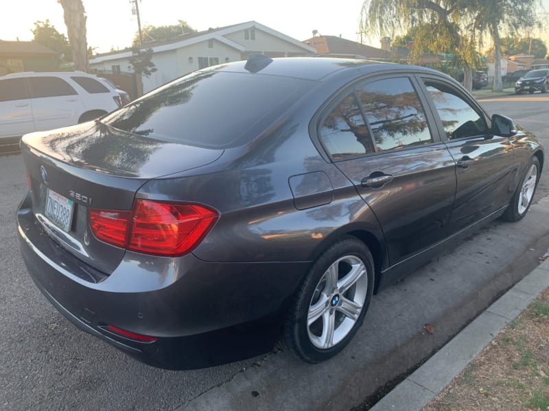 BMW 3-Series 2015 price $11,495