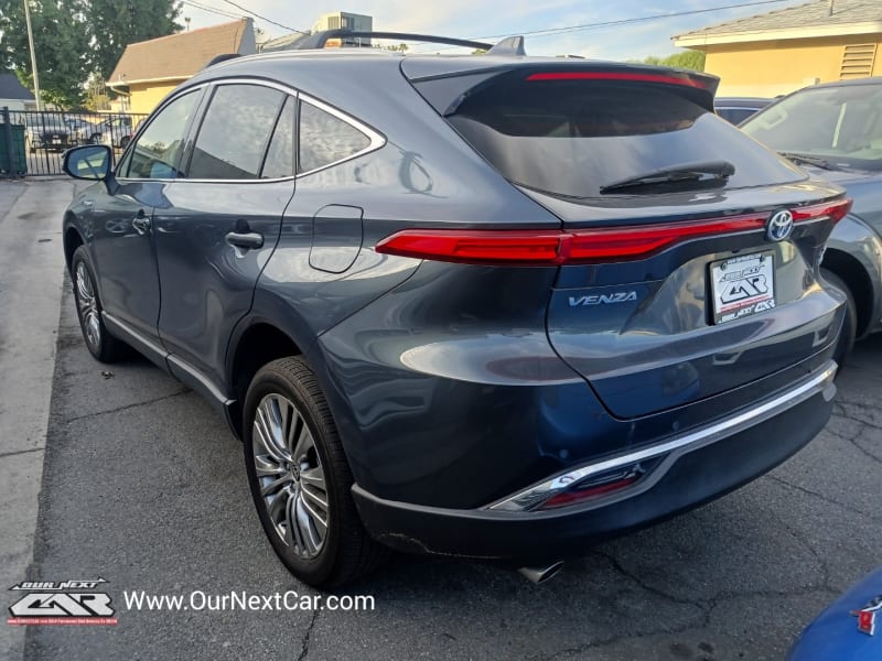 Toyota Venza 2021 price $31,999