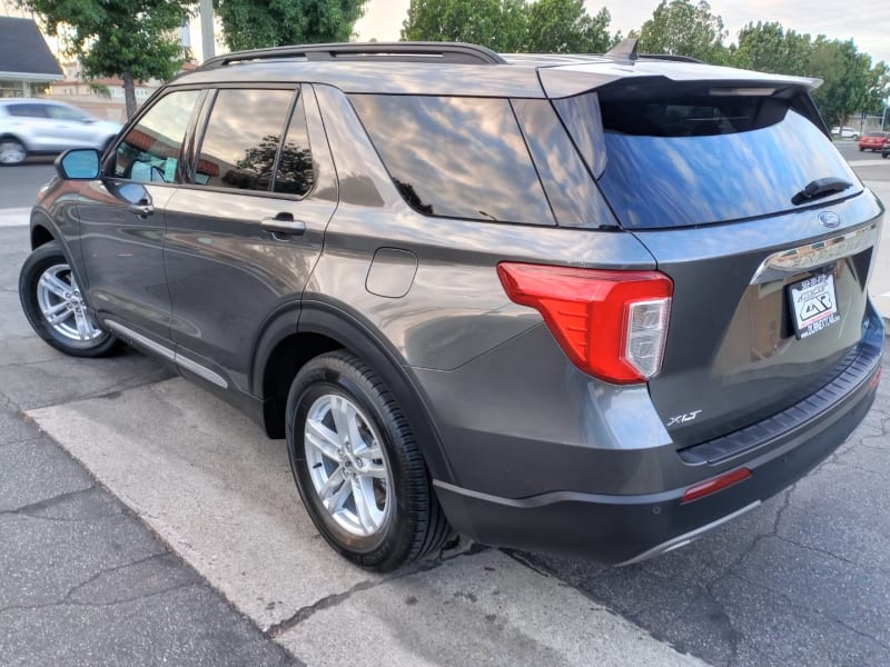 Ford Explorer 2020 price $27,999