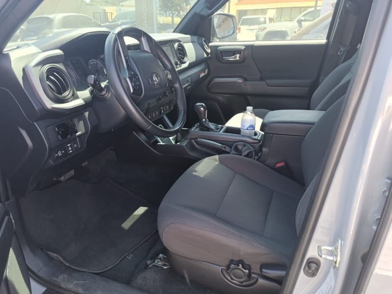 Toyota Tacoma 2WD 2019 price $25,999