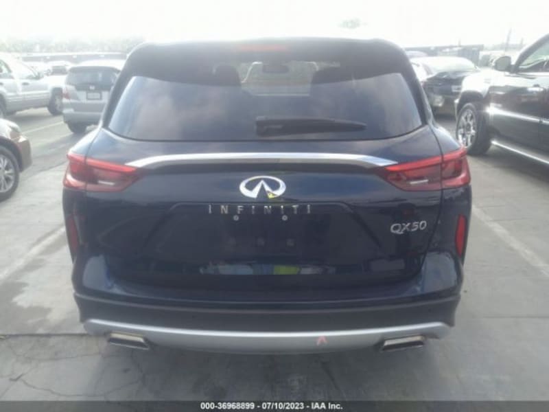 Infiniti QX50 2021 price $25,999