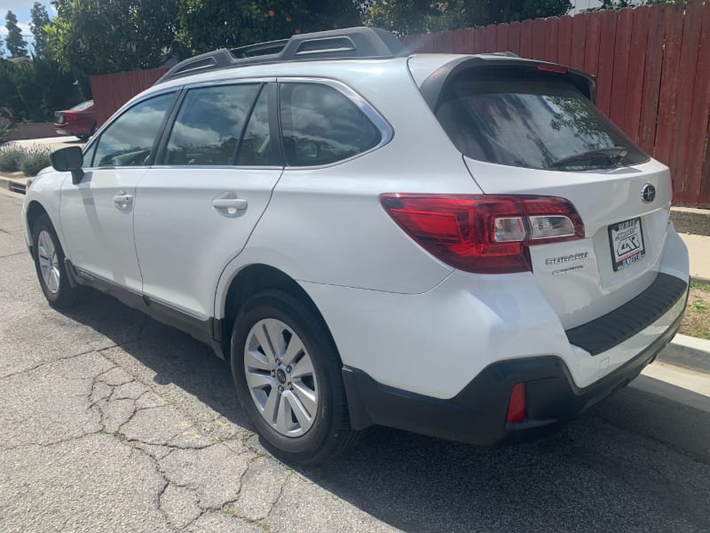 Subaru Outback 2018 price 15500.00