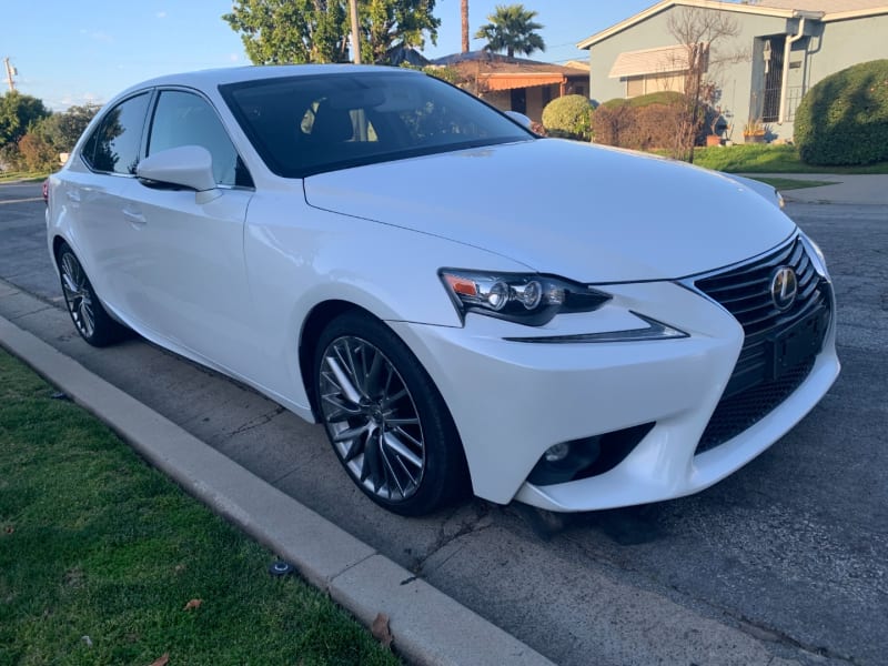 Lexus IS 250 2015 price 