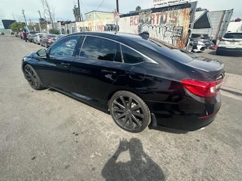 Honda Accord Sedan 2022 price $23,999