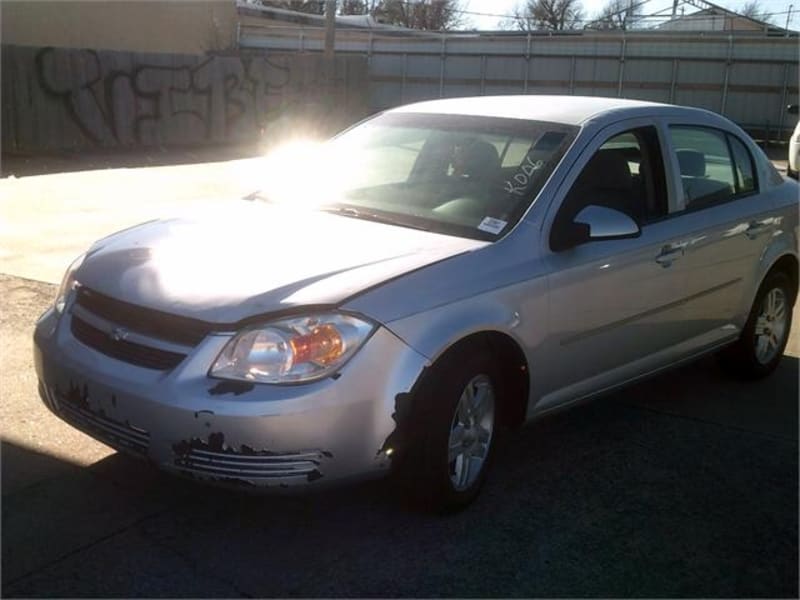 Chevrolet Cobalt 2005 price $3,000