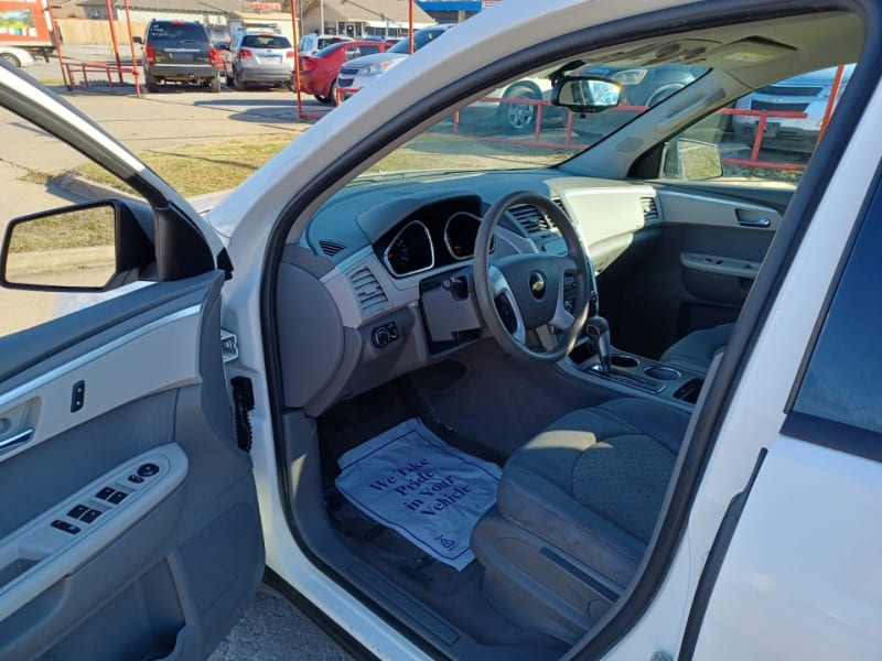 Chevrolet Traverse 2011 price $4,500