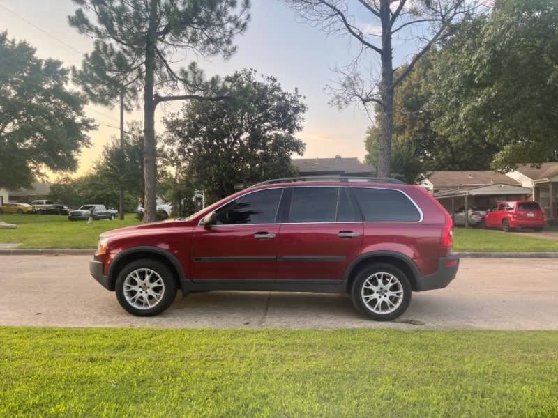 Volvo XC90 2004 price $6,000