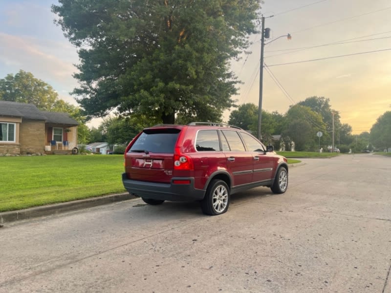 Volvo XC90 2004 price $6,000