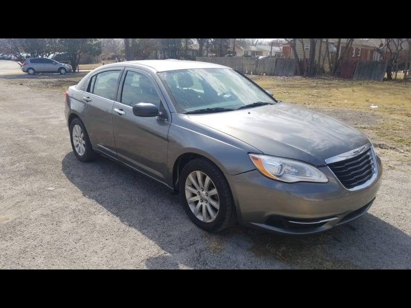 Chrysler 200 2013 price $7,500