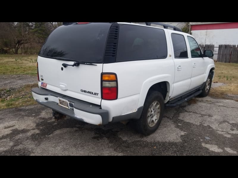 Chevrolet Suburban 2004 price $9,999