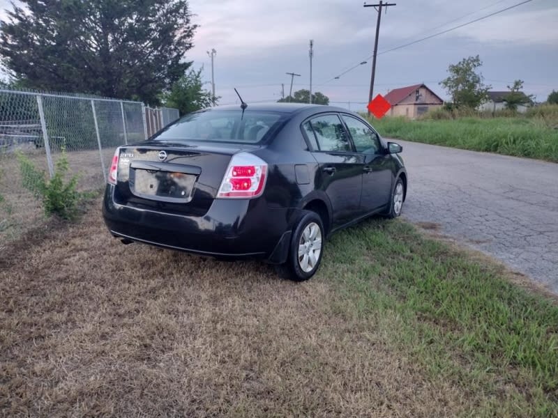 Nissan Sentra 2009 price $8,799