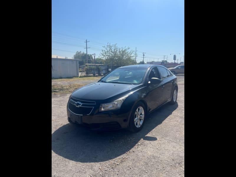 Chevrolet Cruze 2014 price $5,000