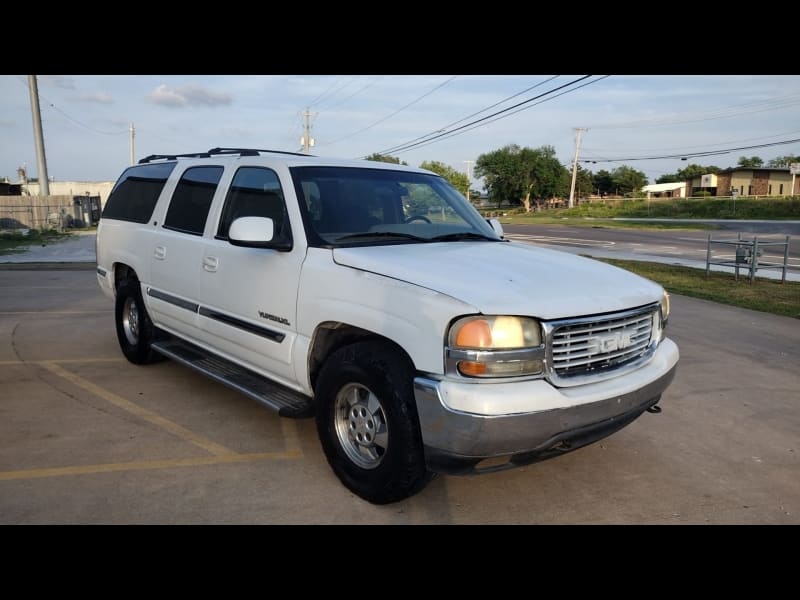 GMC Yukon XL 2000 price $5,000