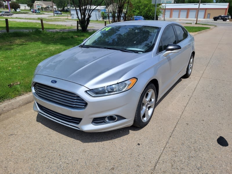 Ford Fusion 2014 price $10,999