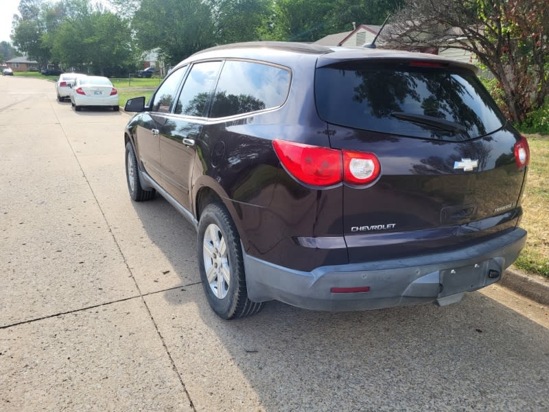 Chevrolet Traverse 2009 price $8,999