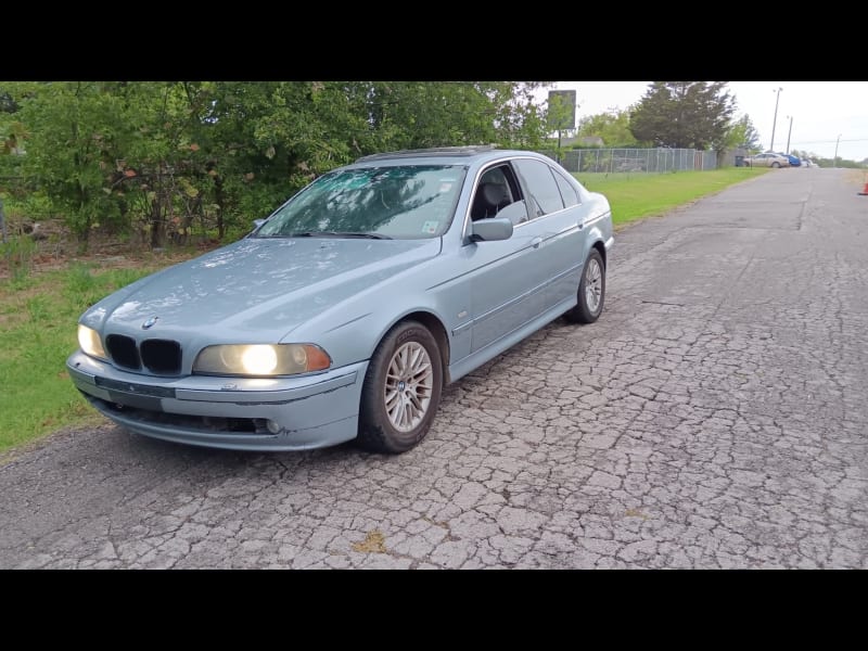 BMW 5-Series 2003 price $4,000