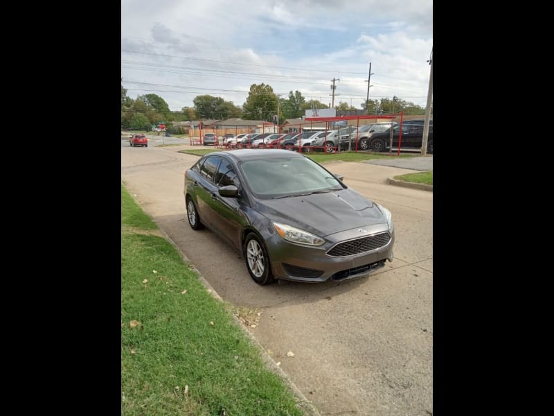 Ford Focus 2018 price $12,000