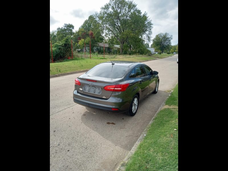 Ford Focus 2018 price $12,000