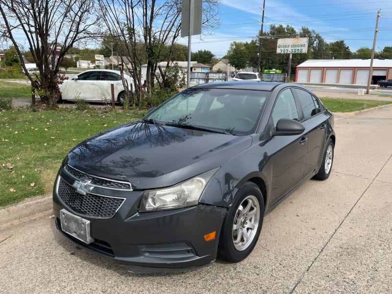 Chevrolet Cruze 2013 price $7,500