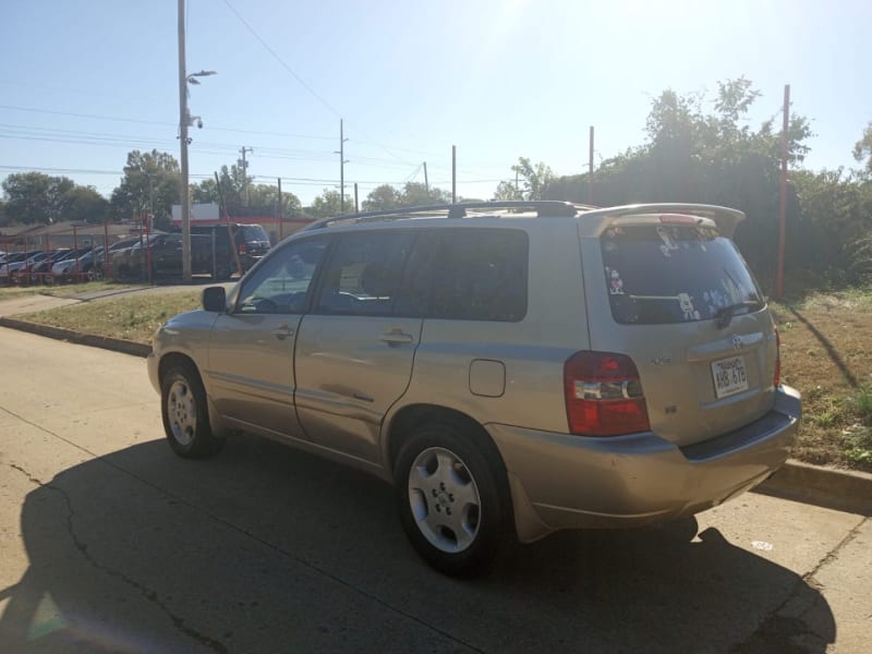 Toyota Highlander 2007 price $5,000