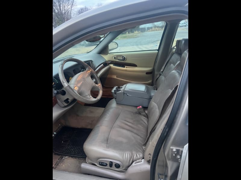 Buick LeSabre 2002 price $5,000