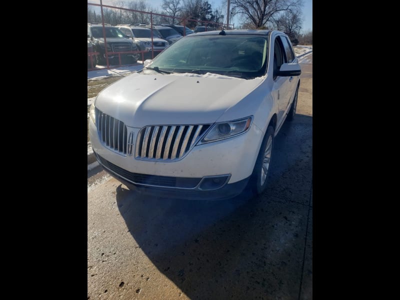 Lincoln MKX 2013 price $8,000