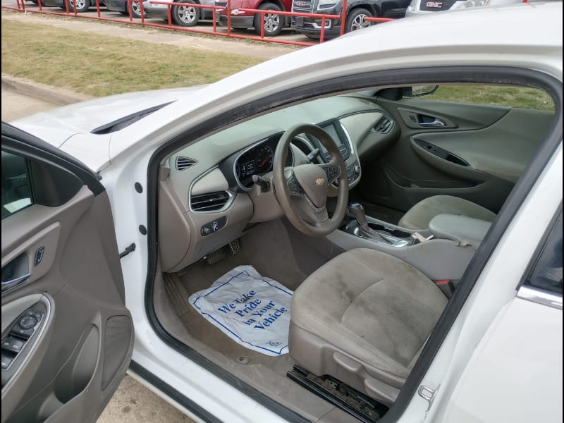 Chevrolet Malibu 2017 price $12,000