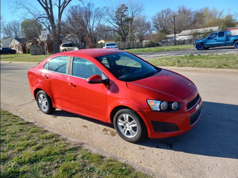 Chevrolet Sonic 2016 price $6,000