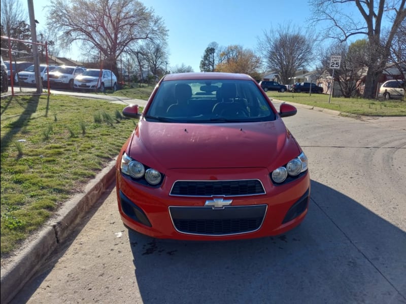 Chevrolet Sonic 2016 price $6,000