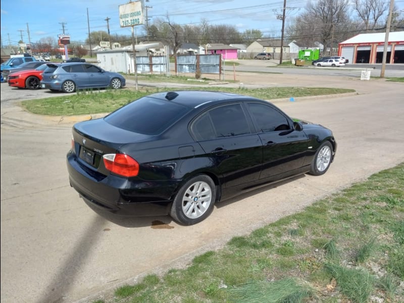 BMW 3-Series 2006 price $6,000