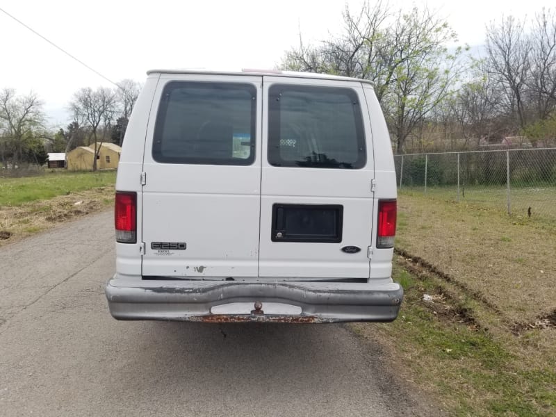 Ford Econoline Cargo Van 2003 price $2,999