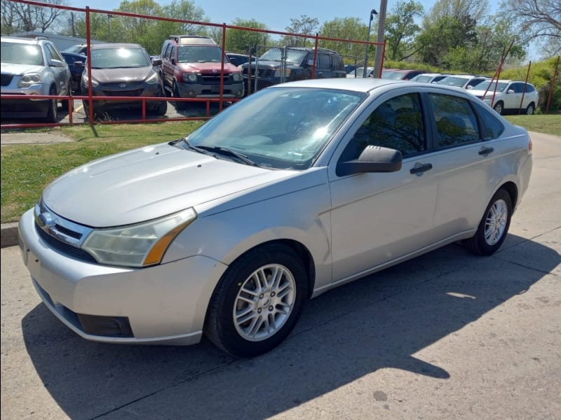 Ford Focus 2009 price $3,999