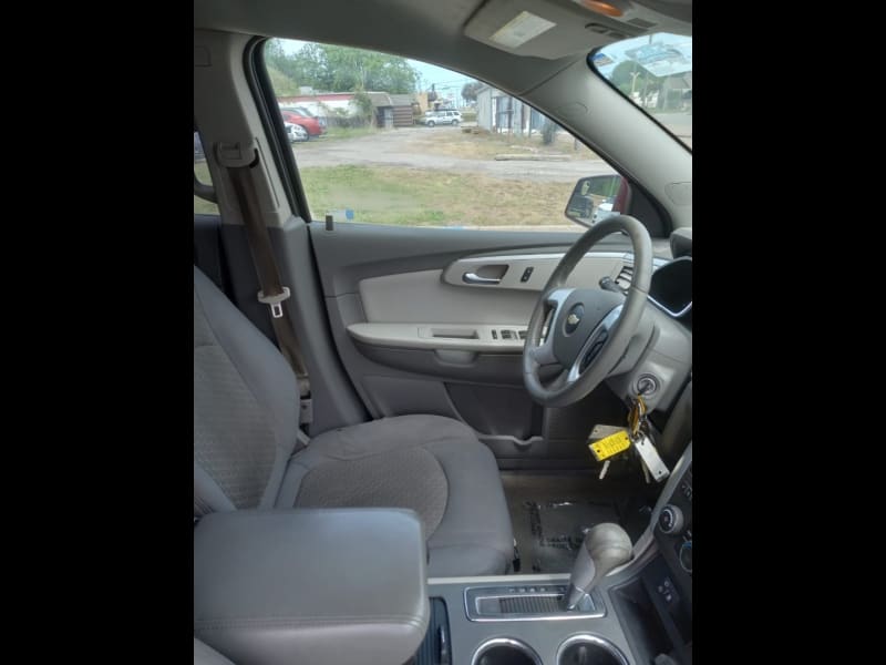 Chevrolet Traverse 2010 price $5,000