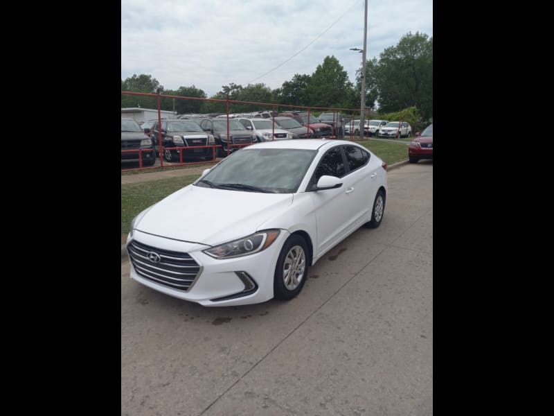 Hyundai Elantra 2017 price $7,999