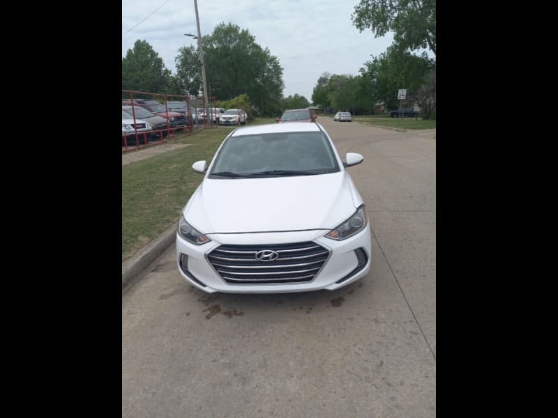 Hyundai Elantra 2017 price $7,999