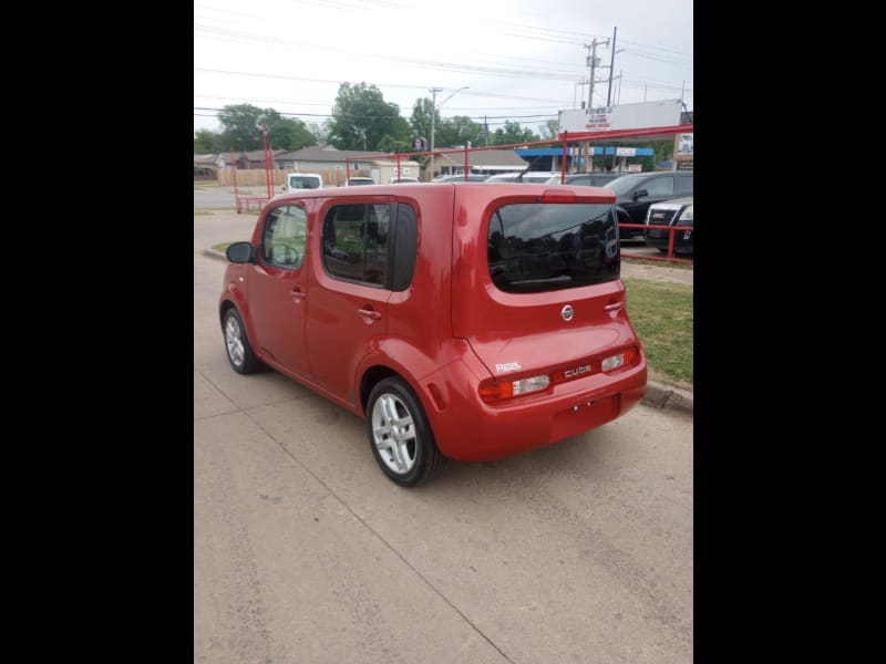 Nissan cube 2009 price $5,500