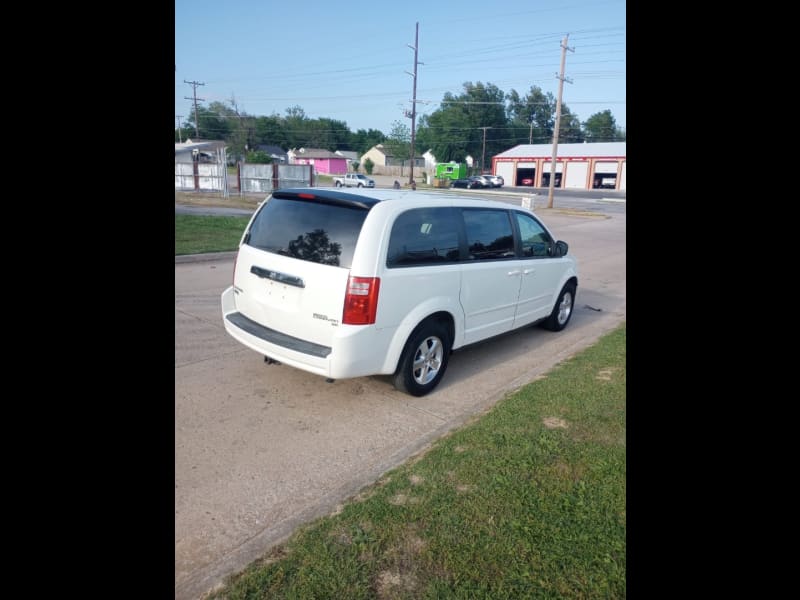 Dodge Grand Caravan 2009 price $6,000