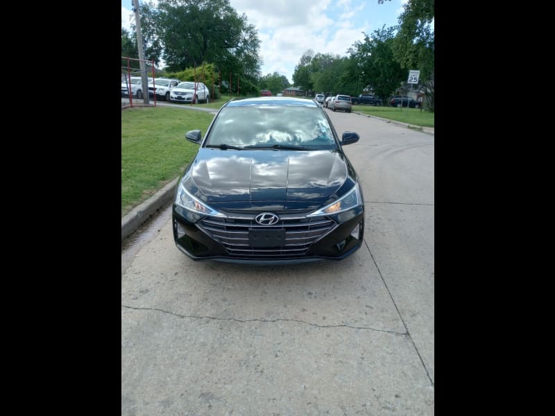 Hyundai Elantra 2020 price $9,999