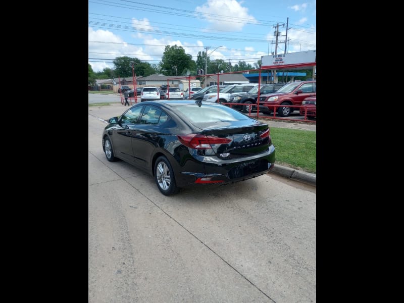 Hyundai Elantra 2020 price $9,999