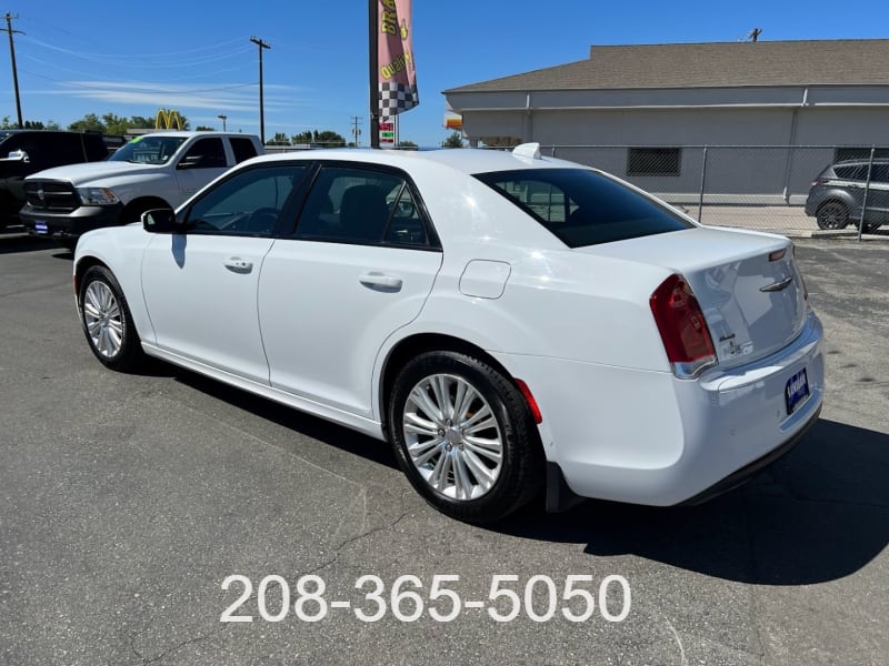 Chrysler 300 2017 price $18,995