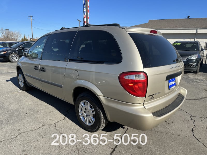 Dodge Caravan 2005 price $4,995